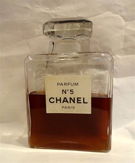 parfum factice chanel|factices perfume bottles.